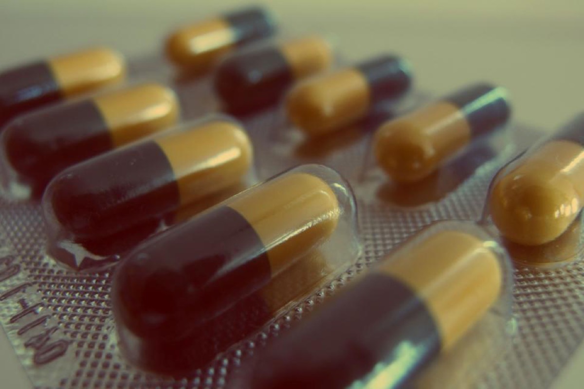 Capsule with meals — illustrative image